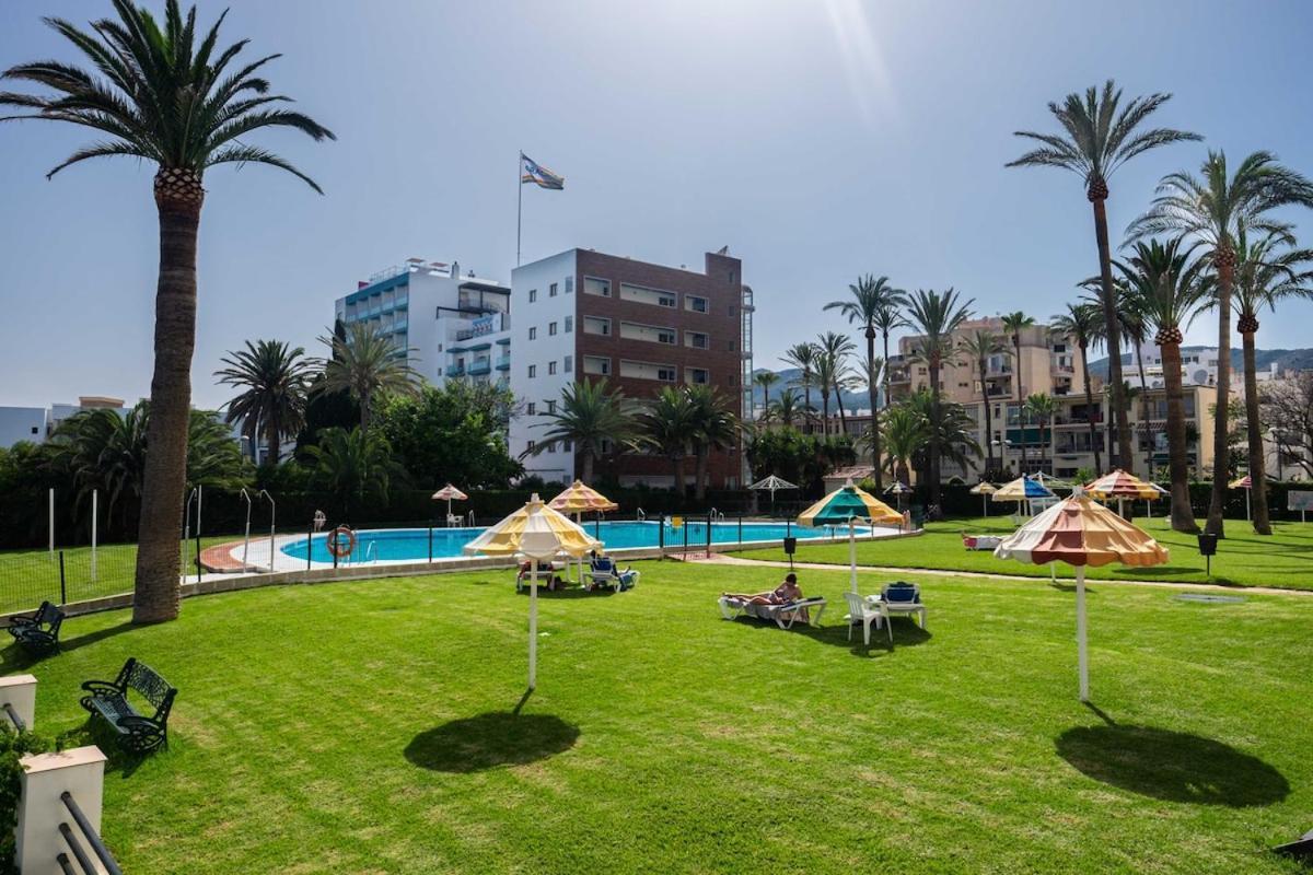 ¡Magnificas Vistas Al Mar! Piscina Y Wifi Gratis Apartman Torremolinos Kültér fotó